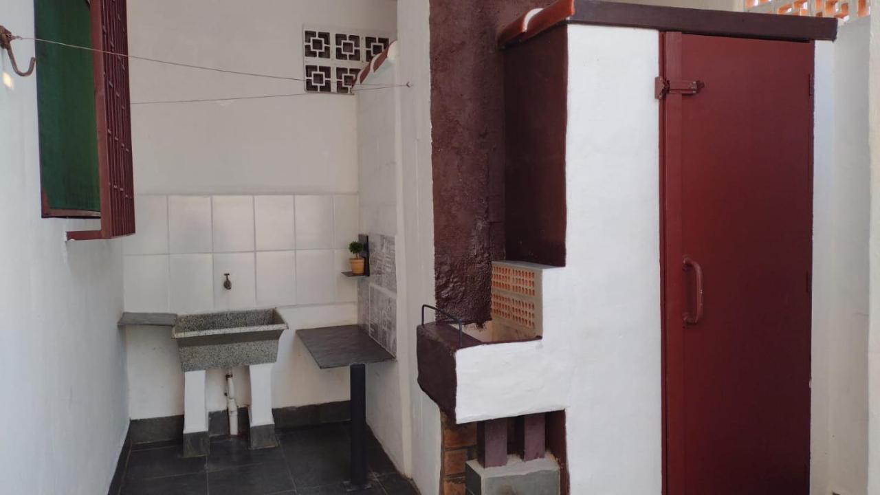까라과따뚜바 Casa Inteira Cravada Entre Os Principais Pontos Turisticos 빌라 외부 사진